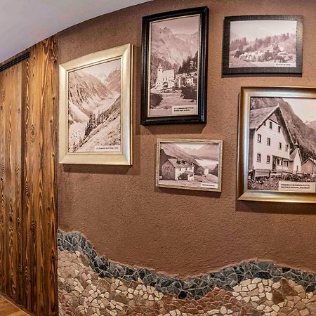 Hotel Almhof-Reithof Pitztal Sankt Leonhard im Pitztal Esterno foto