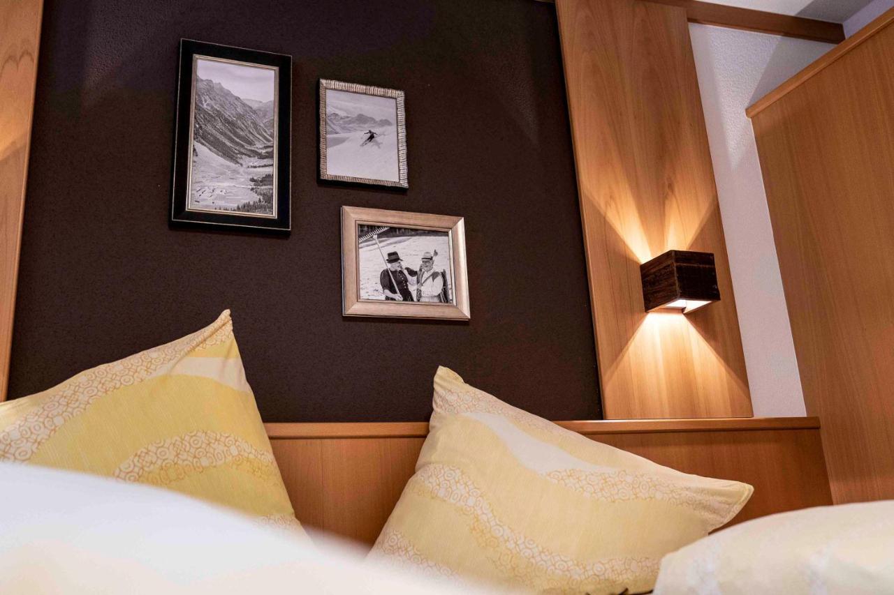 Hotel Almhof-Reithof Pitztal Sankt Leonhard im Pitztal Esterno foto